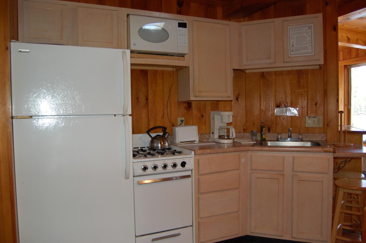 Sebago Lake Lodge & Cottages North Windham Exteriör bild