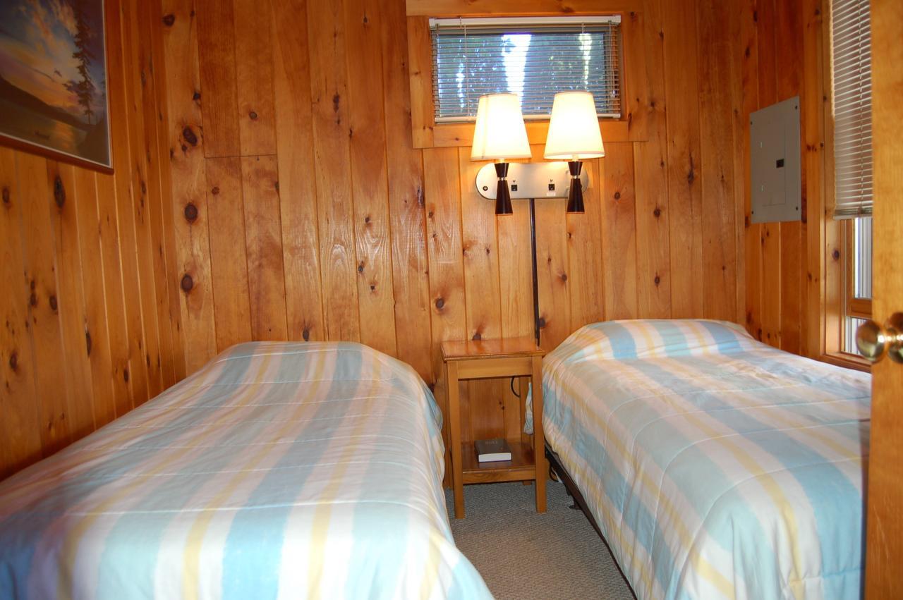 Sebago Lake Lodge & Cottages North Windham Exteriör bild