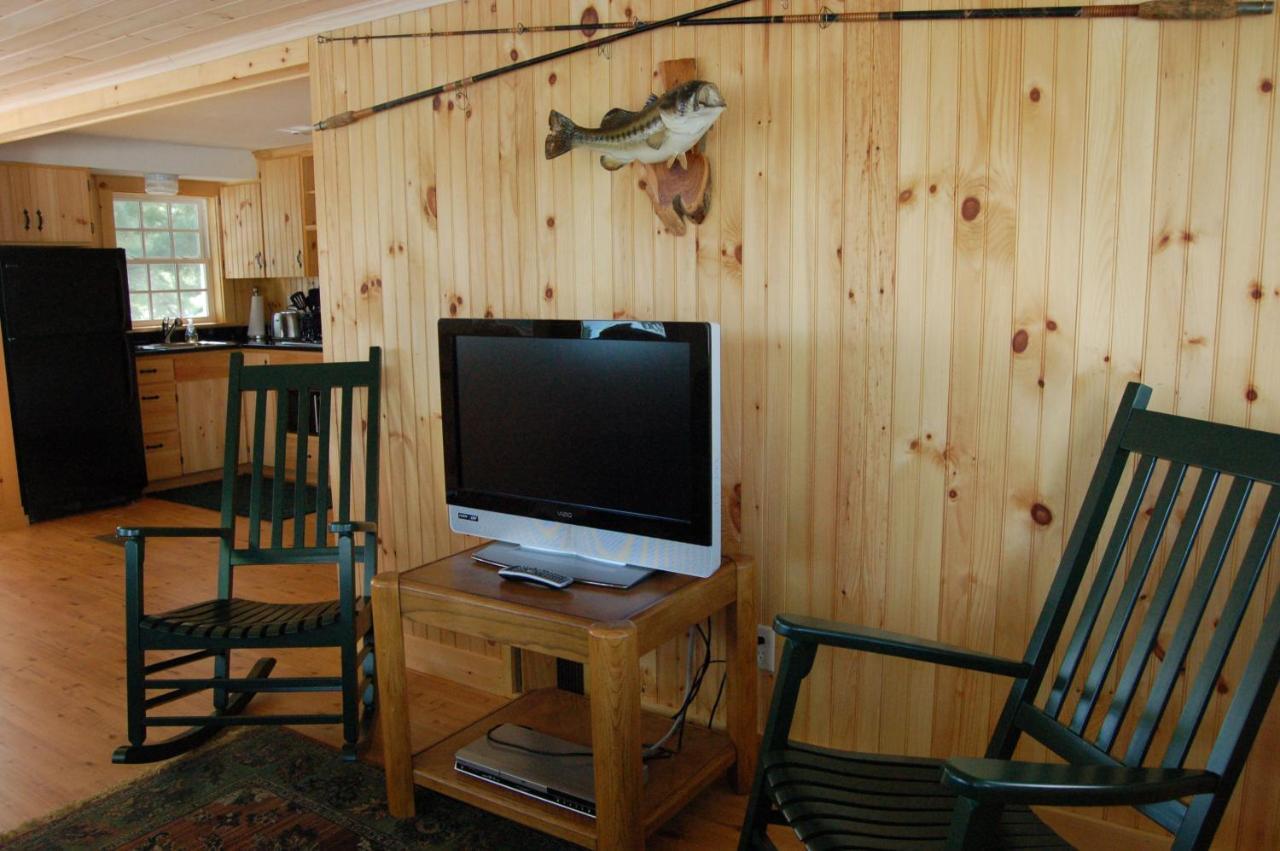 Sebago Lake Lodge & Cottages North Windham Exteriör bild